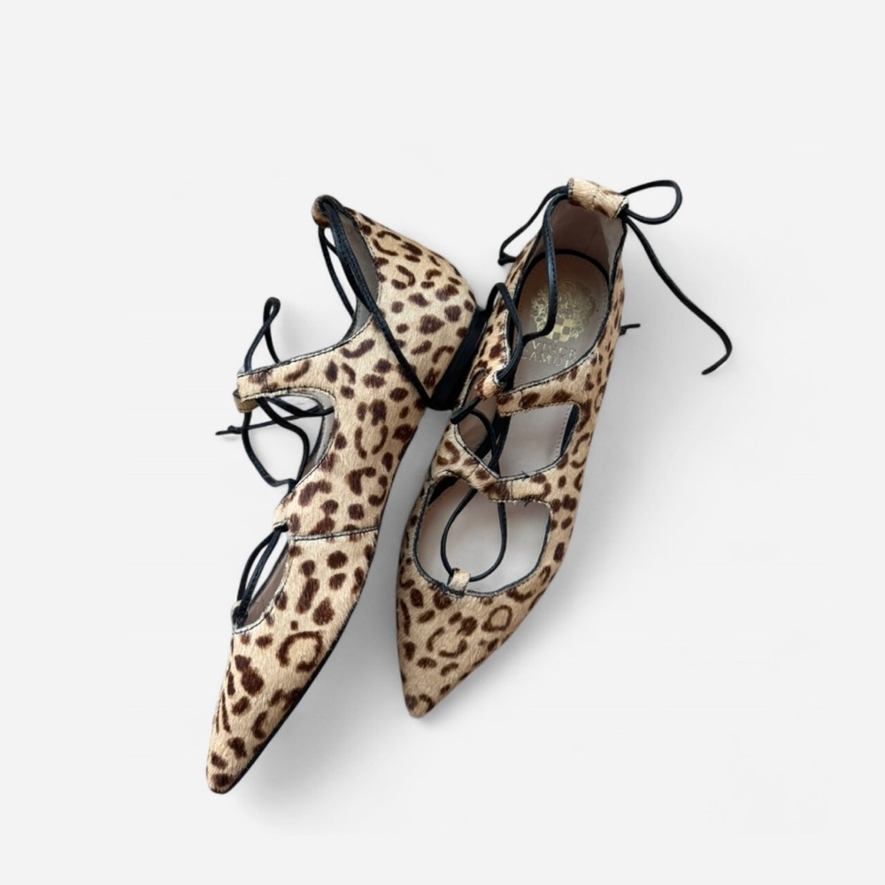 VINCE CAMUTO Leopard Print EMMARI 2 LACE-UP POINTED TOE FLAT